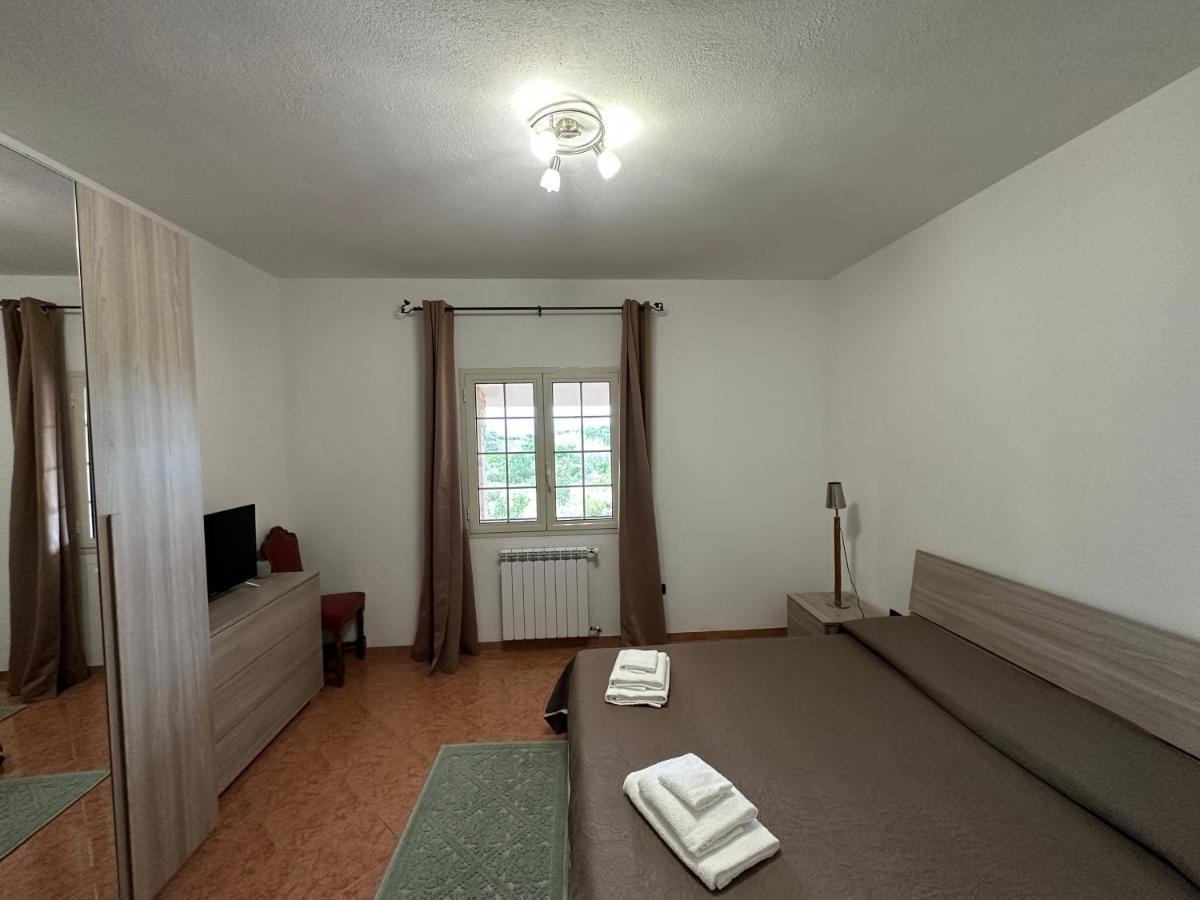 Bed and Breakfast Domo Mia Telti Esterno foto